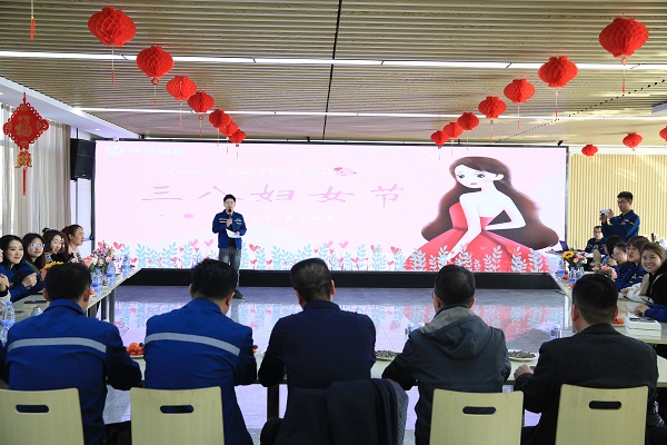 IMG_0796.jpg IMG_0796.jpg